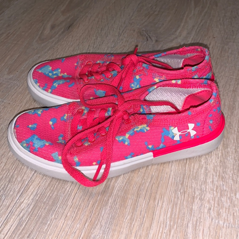 Under Armour neon pink turquoise floral girls 11 athletic shoes